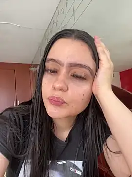 Selena Roa online show from April 19, 4:40 pm