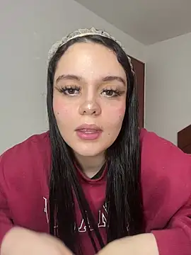 Selena Roa online show from February 2, 6:07 pm