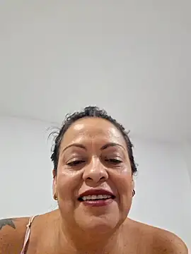 viviana-sexi online show from June 3, 2:34 am
