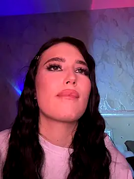 KailyBell online show from December 13, 11:32 pm