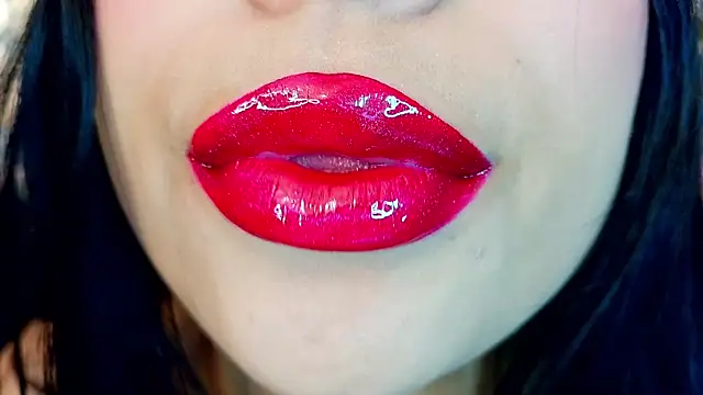 mia roux1 online show from November 12, 7:01 pm