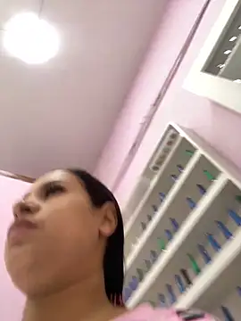 PaulaCruz01 online show from December 3, 5:59 pm