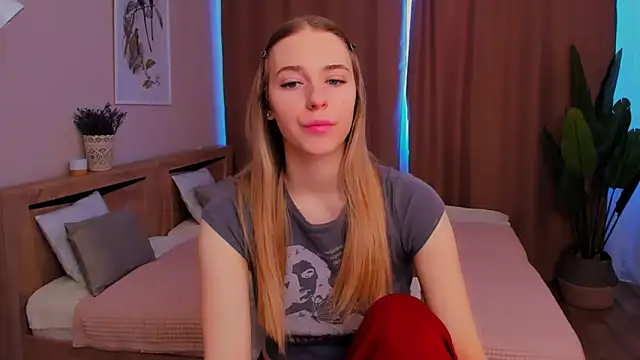 sassy cutie online show from February 20, 9:44 am