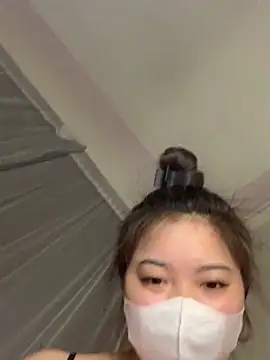 helo-kitty online show from April 2, 3:31 pm