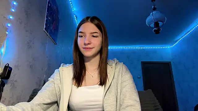 Beauty miIa online show from November 3, 9:08 pm