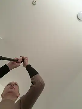 Blueskynicci online show from January 13, 1:37 pm