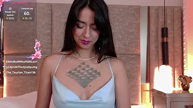 Penelope-Cross online show from November 28, 6:00 pm