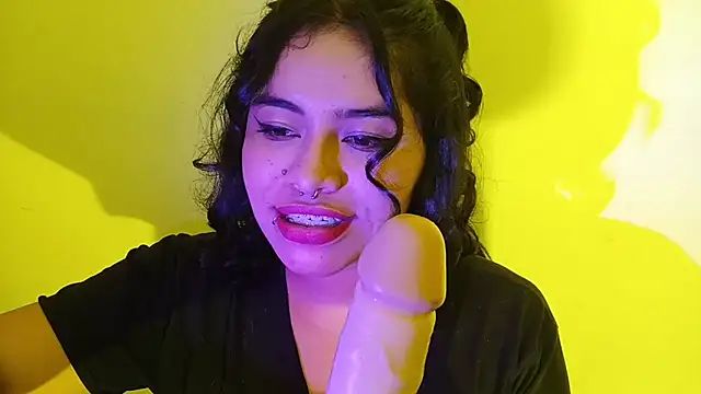 Magic Alicee  online show from November 10, 3:56 am