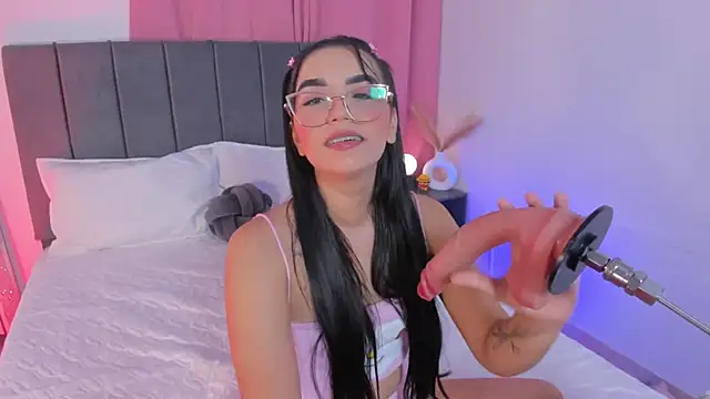 laana foxx online show from November 28, 1:19 am