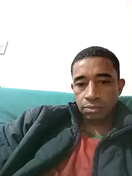 Snapshot of juniordotado87 chatting on October 31, 9:19 pm juniordotado87 online show from October 31, 9:19 pm