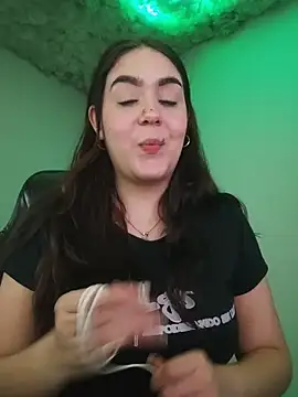 mirandahvelez online show from October 25, 5:48 am