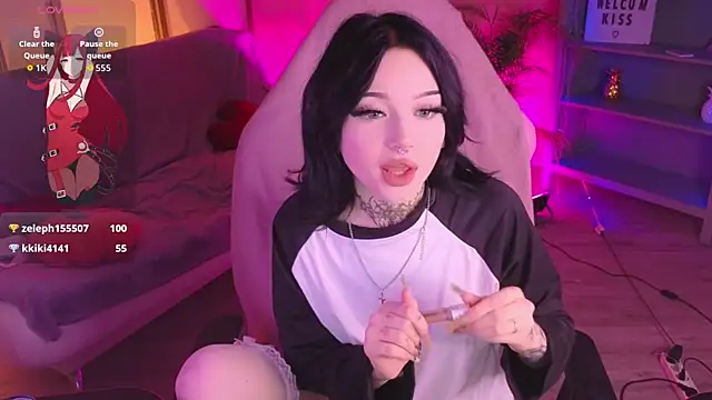 Emma Kirks online show from May 26, 12:37 pm