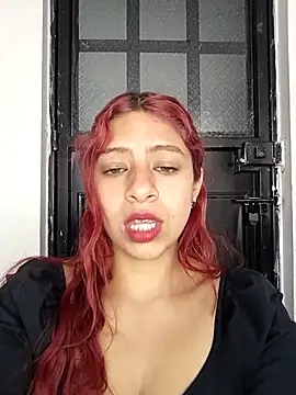 Lunatemptress4 online show from January 6, 1:26 pm