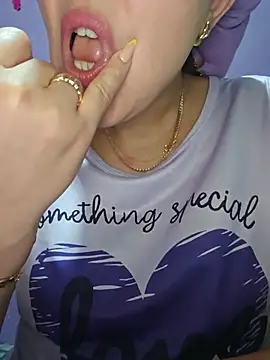 Sexy-girl online show from June 1, 10:43 pm