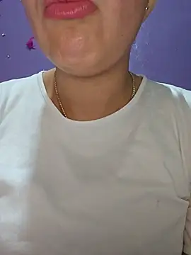 Sexy-girl online show from May 23, 10:52 pm
