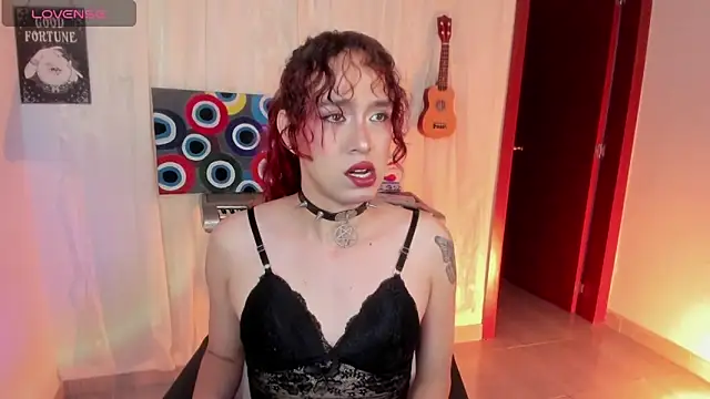 AdelineEsposito online show from May 15, 6:16 am