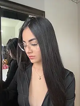 IslaCole online show from February 19, 10:41 pm