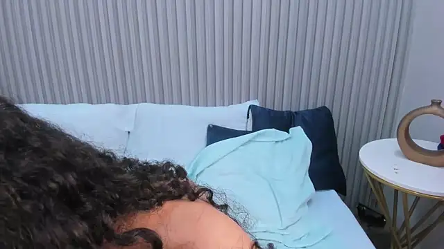 agata18  online show from November 29, 4:11 pm