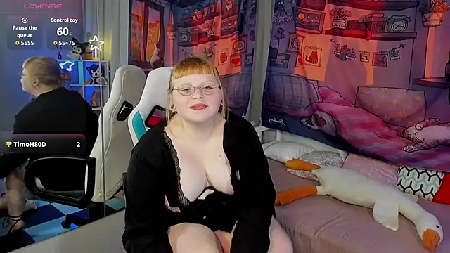 LottieReed online show from November 4, 5:51 pm