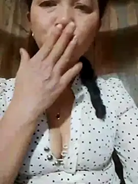 TRIEUTRIEU20 online show from March 23, 10:43 am