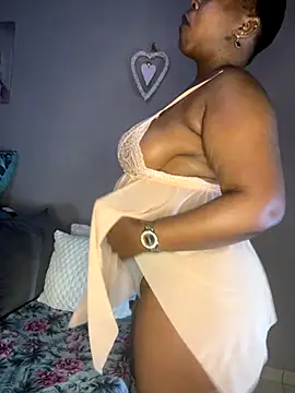 SweetCandy84 online show from November 7, 8:03 pm