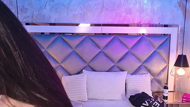  giggy 2 online show from November 18, 11:33 am