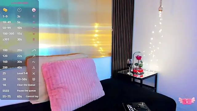 LunaaMorena online show from December 1, 2:53 pm