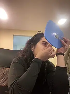 Kloe Novoa online show from March 20, 1:49 pm