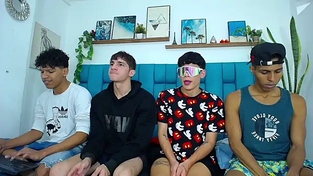 Hot Boys Latinos X online show from December 19, 10:24 pm