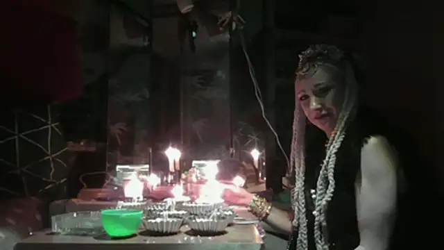 LilaniLoverx online show from February 4, 9:51 pm