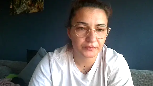 Hausverbot3 online show from May 20, 6:05 pm