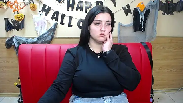 ScarletCargo online show from November 11, 12:02 pm