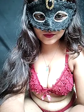 Mampykolkata online show from June 11, 9:00 pm