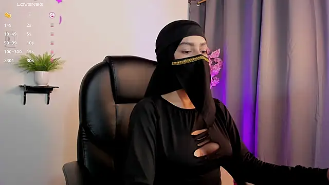 shaima   online show from March 30, 9:58 pm