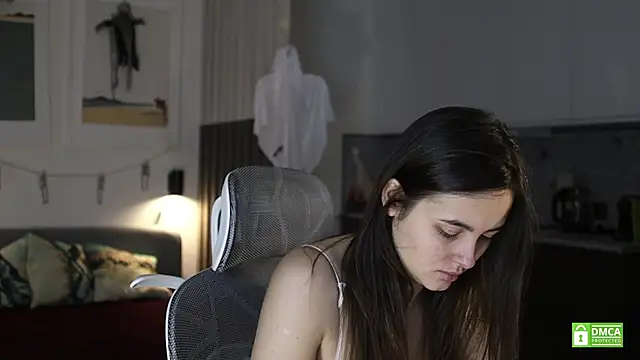 amelie shine online show from November 1, 12:20 pm