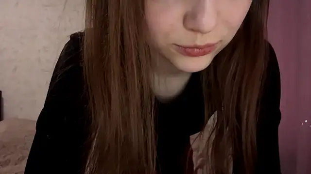 AliceStacy online show from November 10, 9:37 am