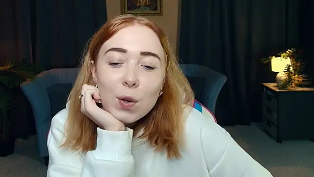 AddieOsler online show from December 5, 9:05 pm