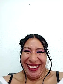 Esmeralda 546 online show from December 20, 7:51 pm