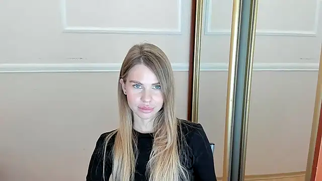 LinaBey online show from November 30, 7:56 am