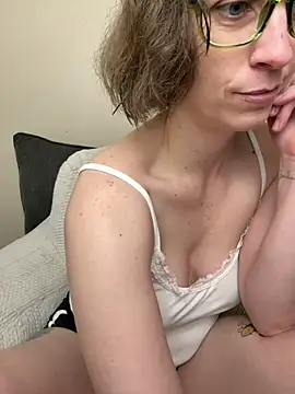 CreamedKitten online show from June 20, 3:04 pm