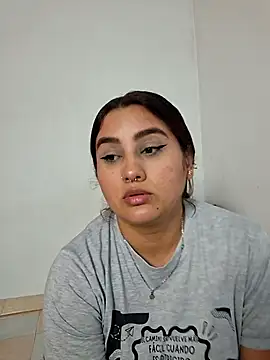 Mia fox29 online show from November 11, 1:19 pm