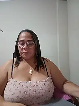 Angie milf50 online show from June 11, 1:16 am