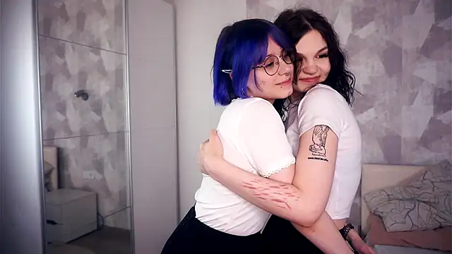 KellePourier online show from November 20, 7:26 pm