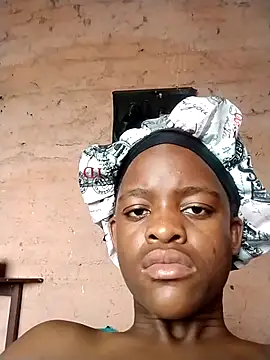 Blondecurv24 online show from November 12, 12:14 pm