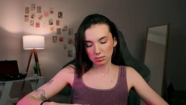 yourfrenchteacher online show from November 29, 4:49 am