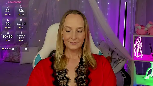 ScarlettPalmer online show from May 22, 11:08 am