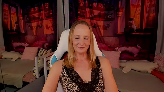 ScarlettPalmer online show from May 13, 10:54 am