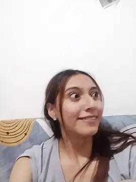 bellastorme04 online show from June 9, 5:18 am