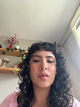 SugarTroubl33 online show from June 2, 3:02 pm