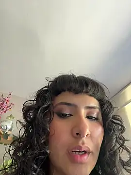 SugarTroubl33 online show from June 27, 1:39 pm